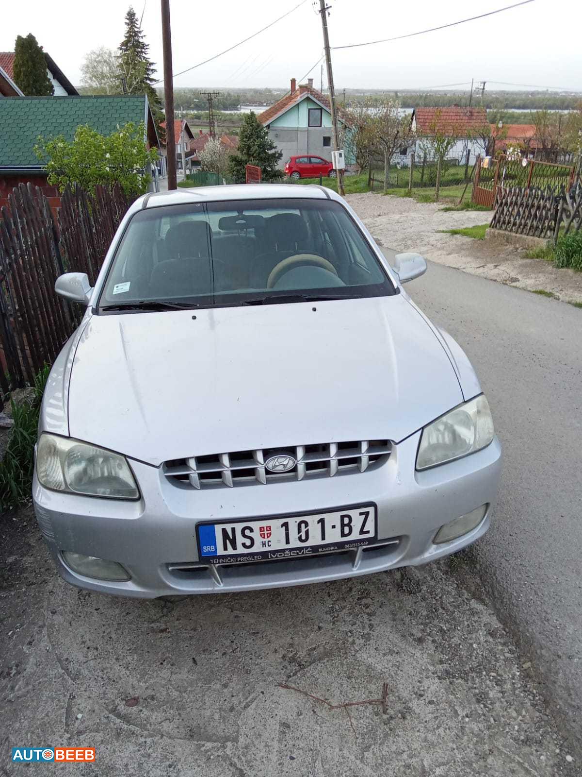 هيونداي  2001